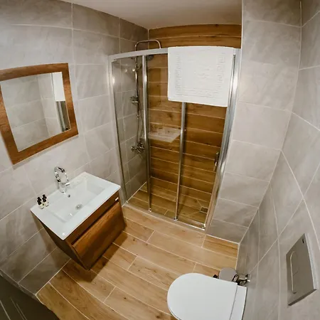 Riva Hotel